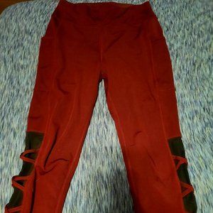 Burgundy POP Fit Lily Crop Leggings, Medium